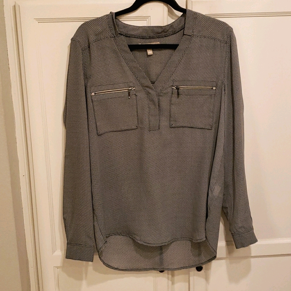 Banana Republic B&W Dress Shirt